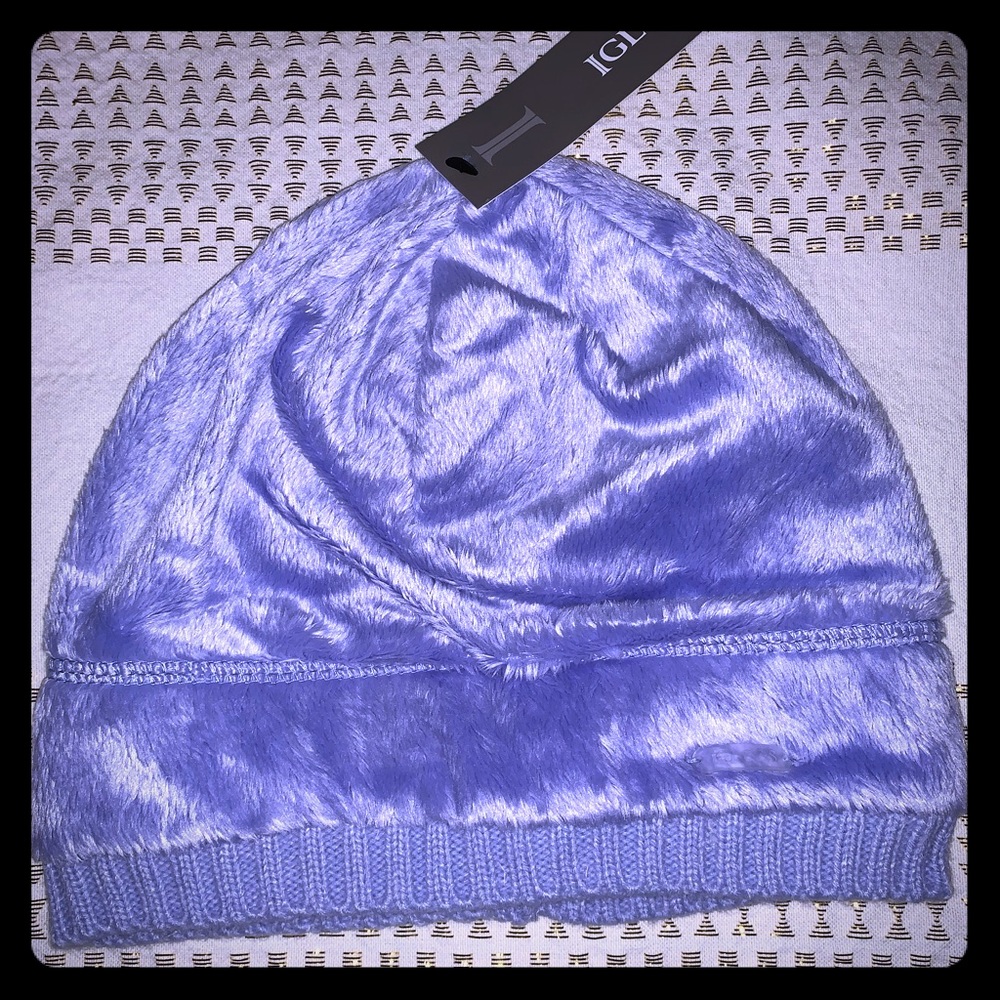 Girls igloos hats